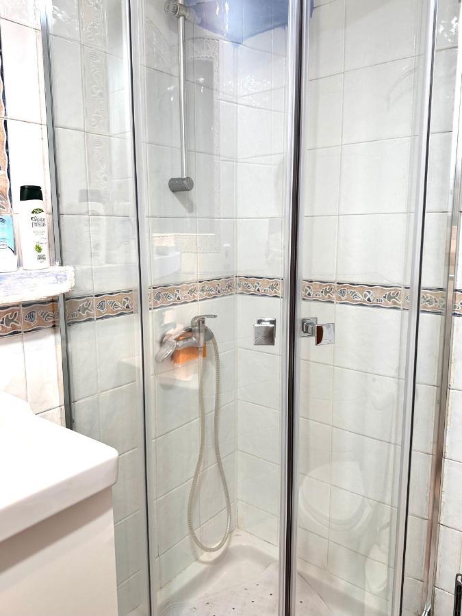 Apartamento Acogedor Estudio A 2 Min De La Playa Torremolinos Exterior foto